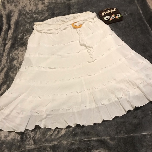 Dress Barn Dresses & Skirts - 🎉Host Pick! Dress Barn Long White Ruffled Skirt